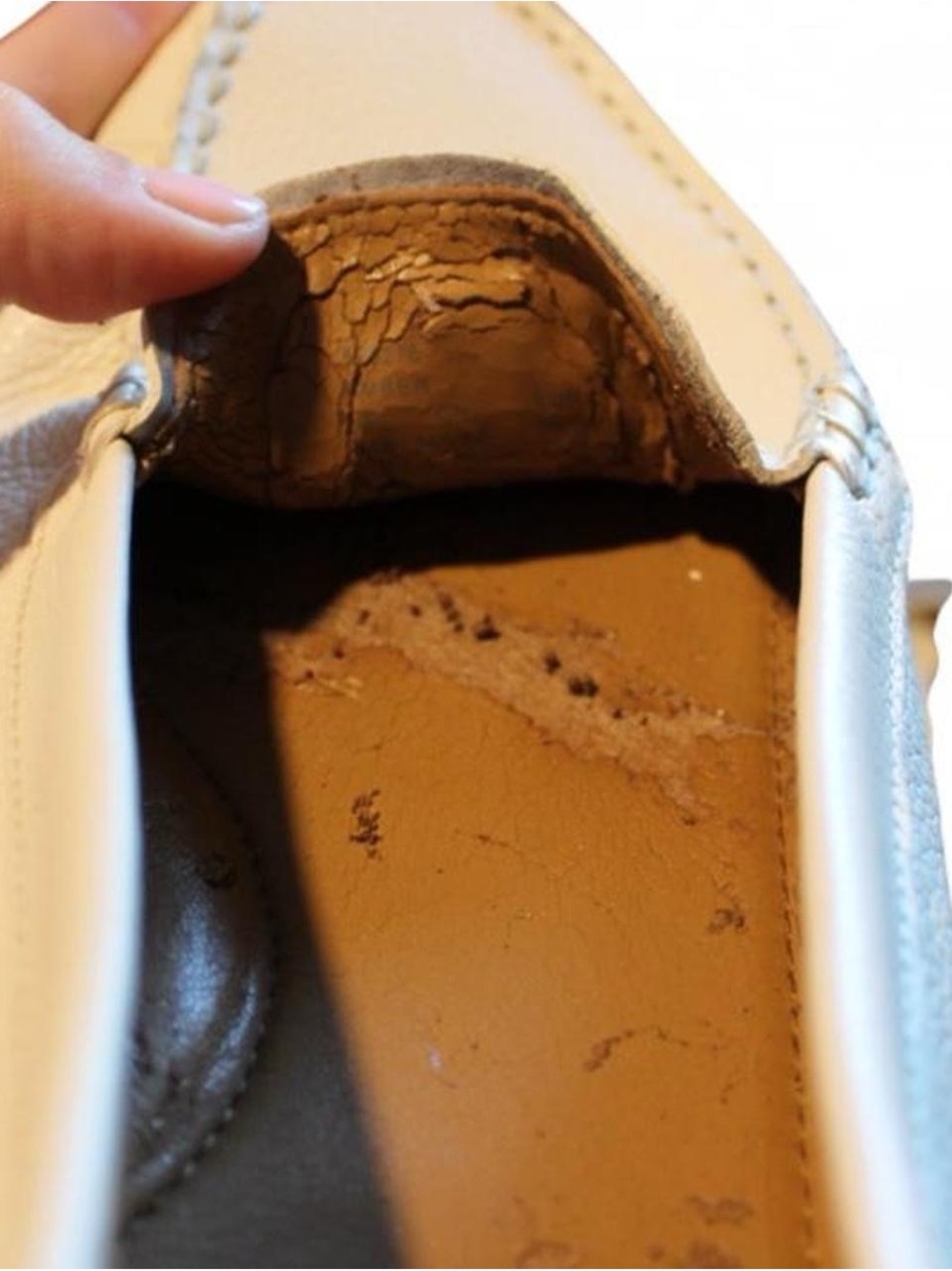 Coach White Pebbled Leather Driving Loafers - Picture 7 of 8